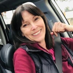 Meet your Posher, Julia